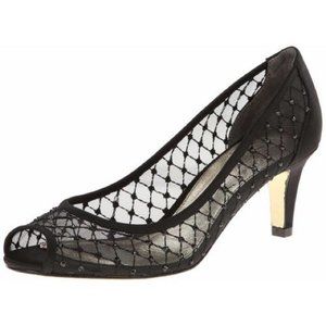 Nina Fabric Embellished Peep Toe Classic Pumps Size 9M , Retail $89